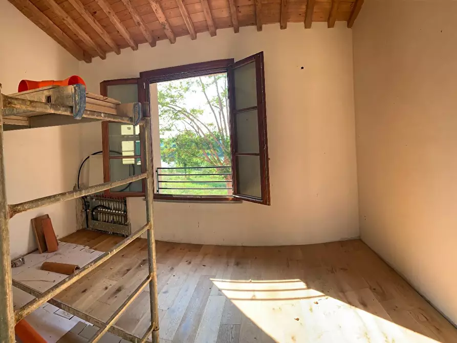 Immagine 5 di Appartamento in vendita  a Pisa