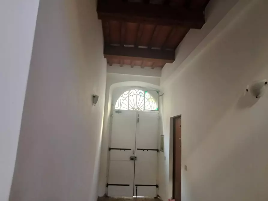 Immagine 10 di Appartamento in vendita  a Livorno