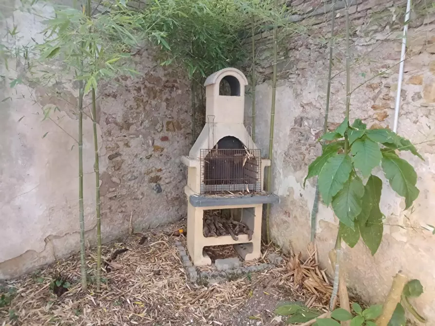 Immagine 4 di Appartamento in vendita  a Livorno