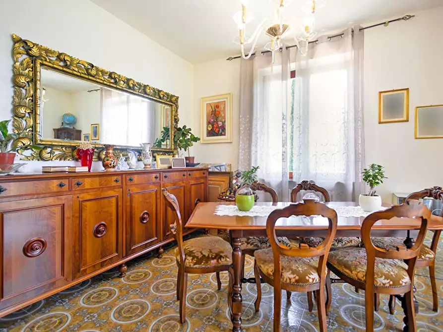 Immagine 27 di Casa trifamiliare in vendita  a Volterra