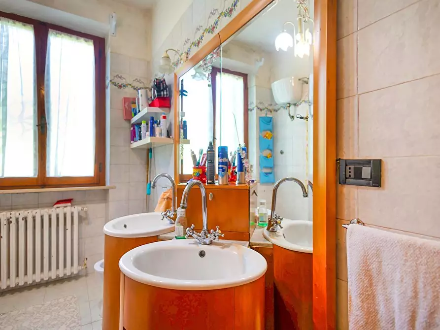 Immagine 30 di Casa trifamiliare in vendita  a Volterra