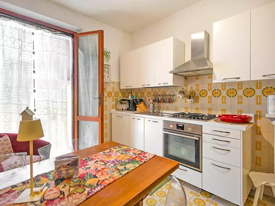 Immagine 6 di Casa trifamiliare in vendita  a Volterra