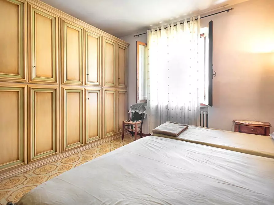 Immagine 29 di Casa trifamiliare in vendita  a Volterra