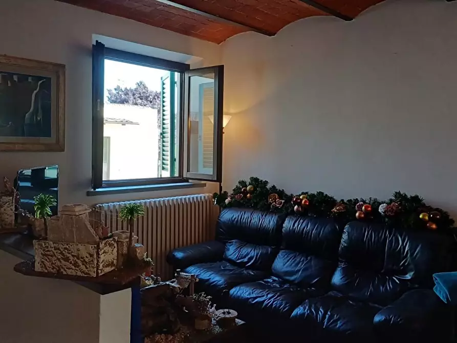 Immagine 10 di Villa in vendita  a San Miniato