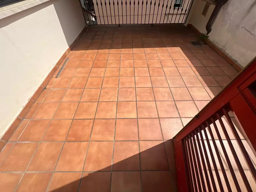 Immagine 21 di Appartamento in affitto  a Empoli