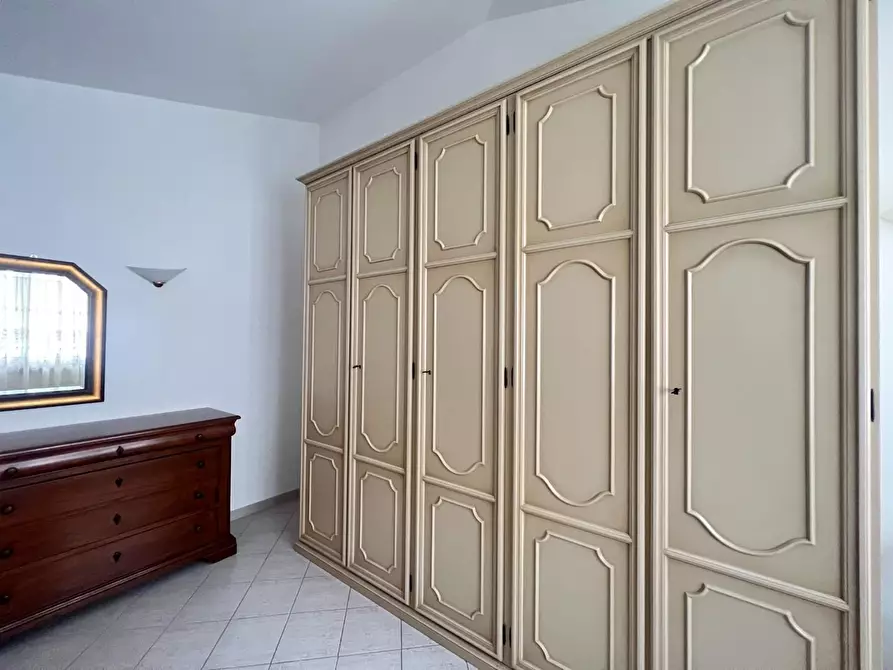 Immagine 13 di Appartamento in affitto  a Empoli