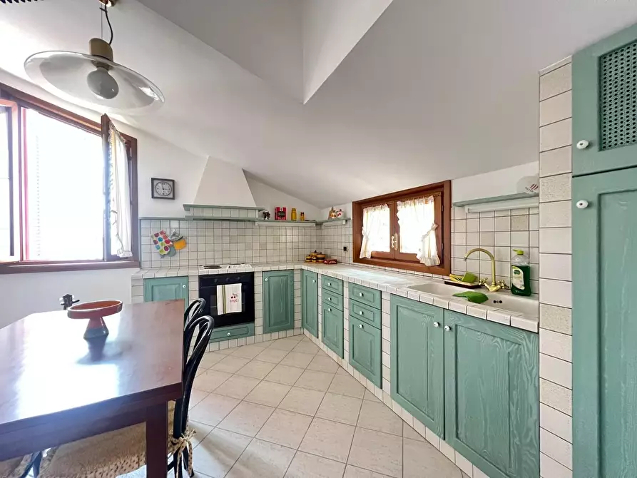 Immagine 6 di Appartamento in affitto  a Empoli