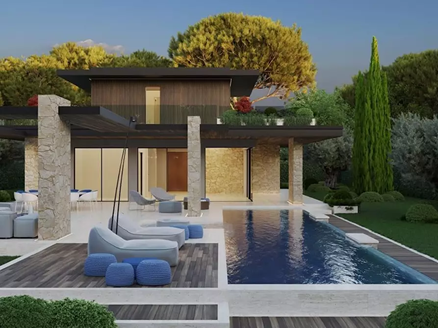 Immagine 4 di Villa in vendita  a Forte Dei Marmi