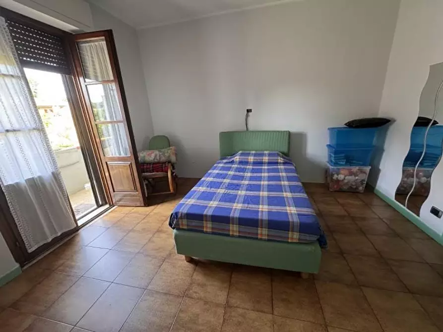 Immagine 19 di Villa in vendita  a Massa