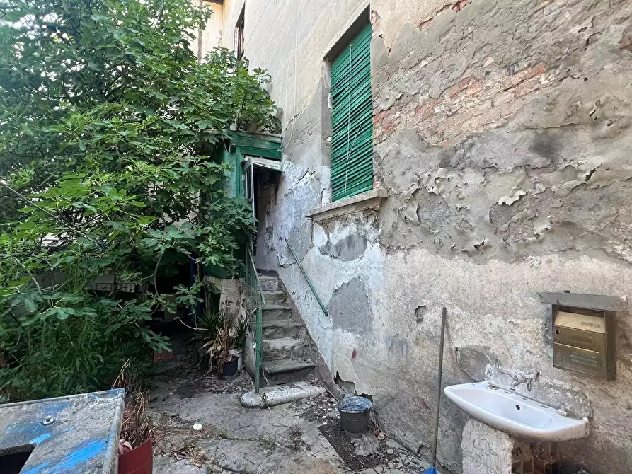 Immagine 26 di Villa in vendita  a Castelfiorentino