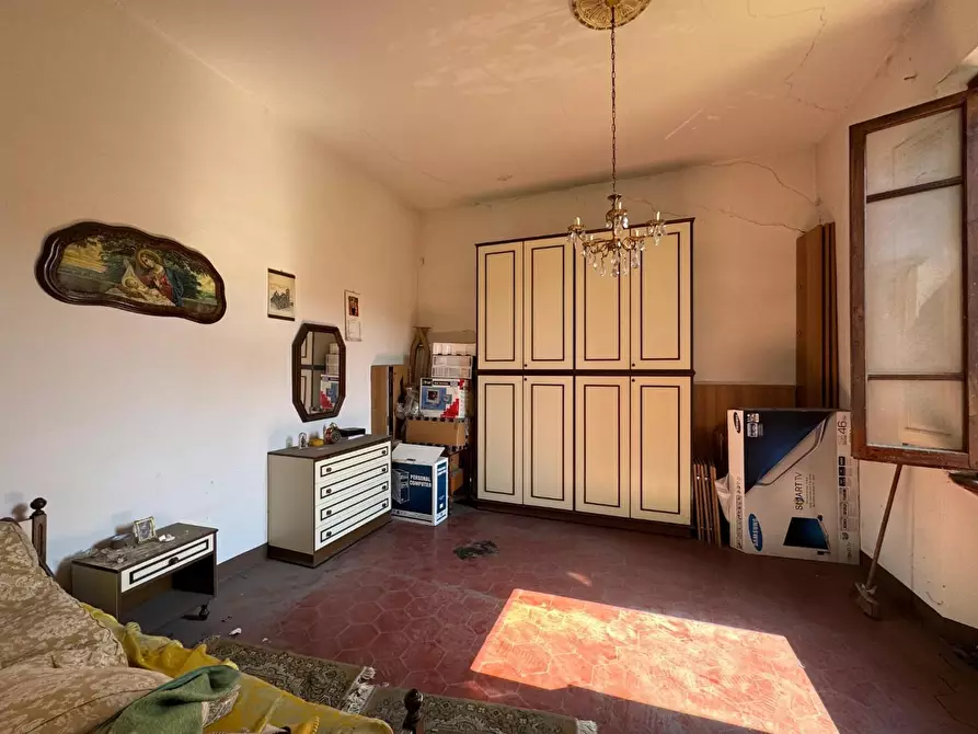 Immagine 8 di Villa in vendita  a Castelfiorentino