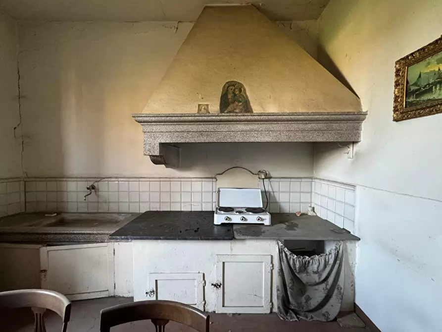 Immagine 6 di Villa in vendita  a Castelfiorentino