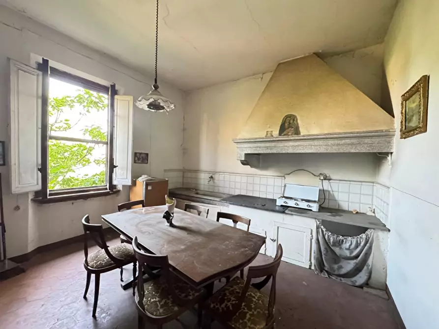 Immagine 9 di Villa in vendita  a Castelfiorentino
