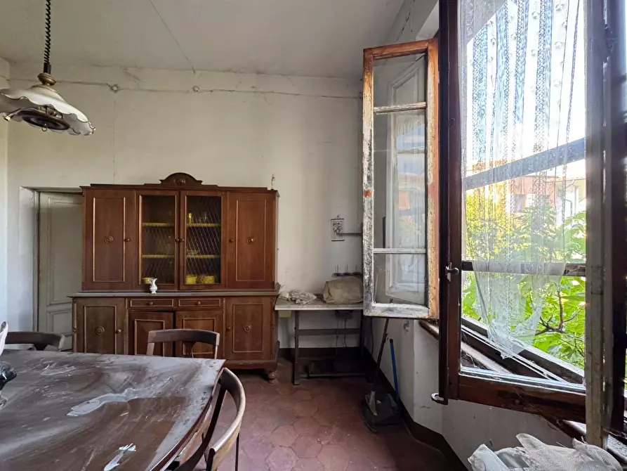 Immagine 21 di Villa in vendita  a Castelfiorentino