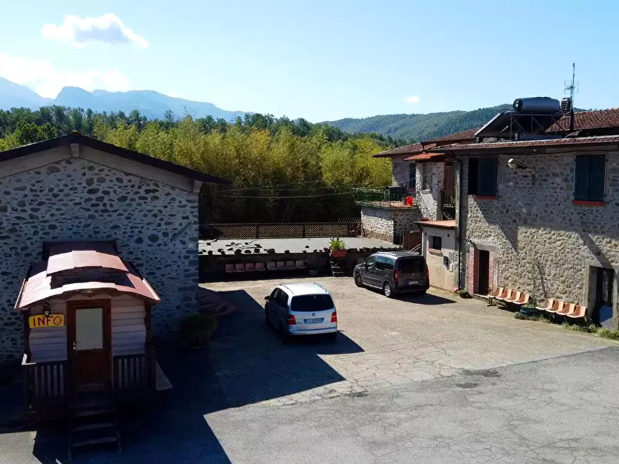 Immagine 9 di Agriturismo in vendita  a Fivizzano