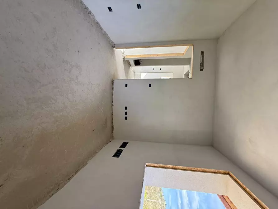 Immagine 19 di Villa in vendita  a Santa Maria A Monte