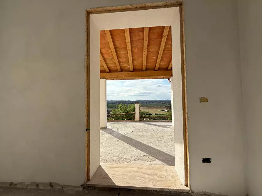 Immagine 46 di Villa in vendita  a Santa Maria A Monte