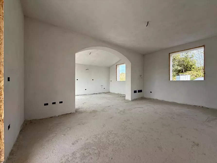 Immagine 31 di Villa in vendita  a Santa Maria A Monte