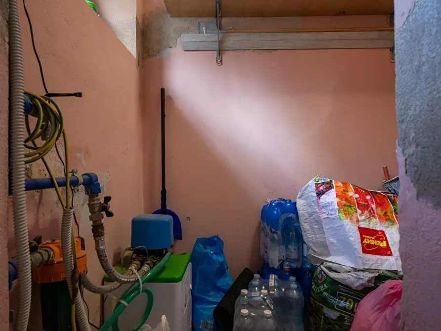 Immagine 33 di Appartamento in vendita  a Vicopisano