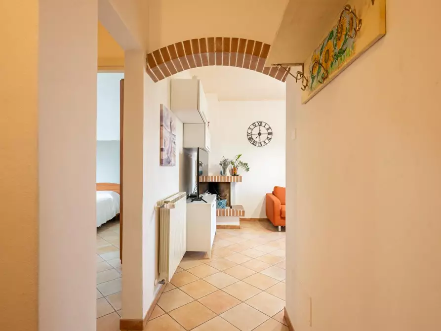 Immagine 9 di Appartamento in vendita  a Vicopisano