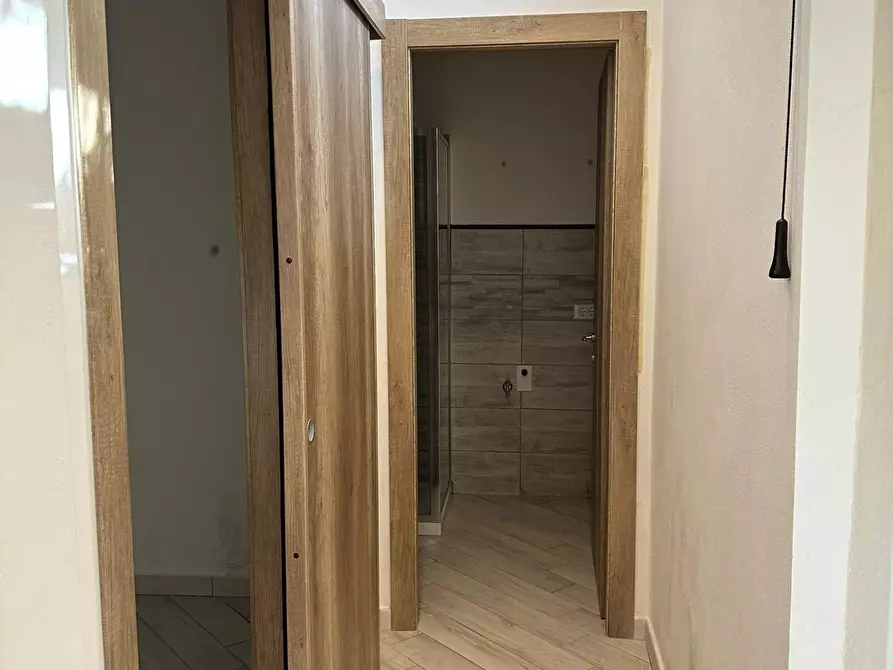 Immagine 4 di Porzione di casa in affitto  a Carrara
