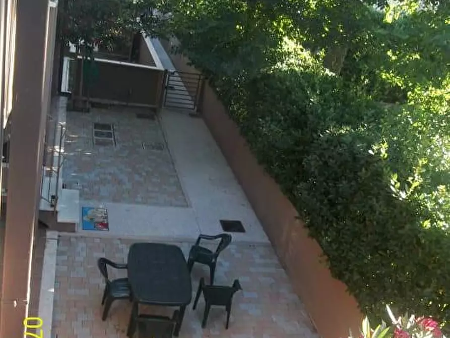 Immagine 2 di Appartamento in vendita  a Pisa