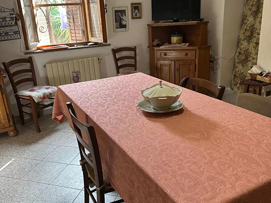Immagine 11 di Porzione di casa in vendita  a Campiglia Marittima