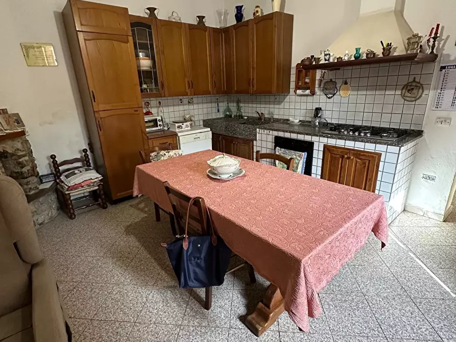 Immagine 2 di Porzione di casa in vendita  a Campiglia Marittima