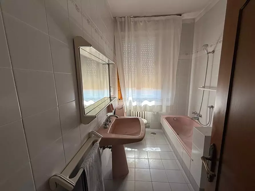 Immagine 12 di Mansarda in vendita  a Certaldo