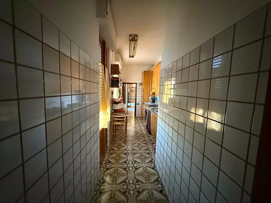 Immagine 4 di Mansarda in vendita  a Certaldo