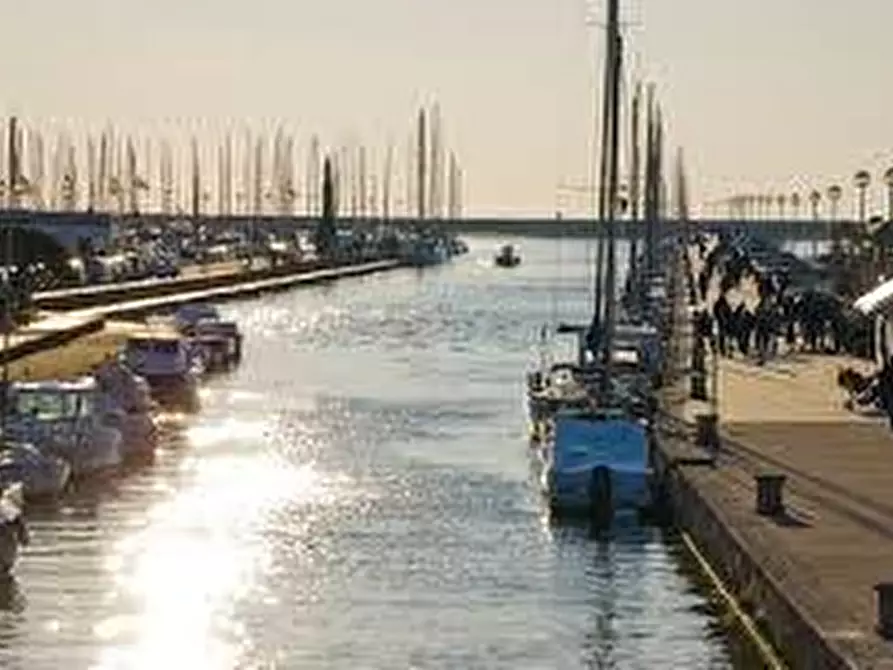 Immagine 15 di Casa quadrifamiliare in vendita  a Viareggio