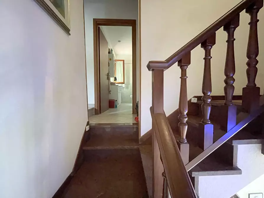 Immagine 24 di Villa in vendita  a Massarosa