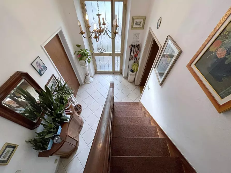 Immagine 40 di Villa in vendita  a Massarosa