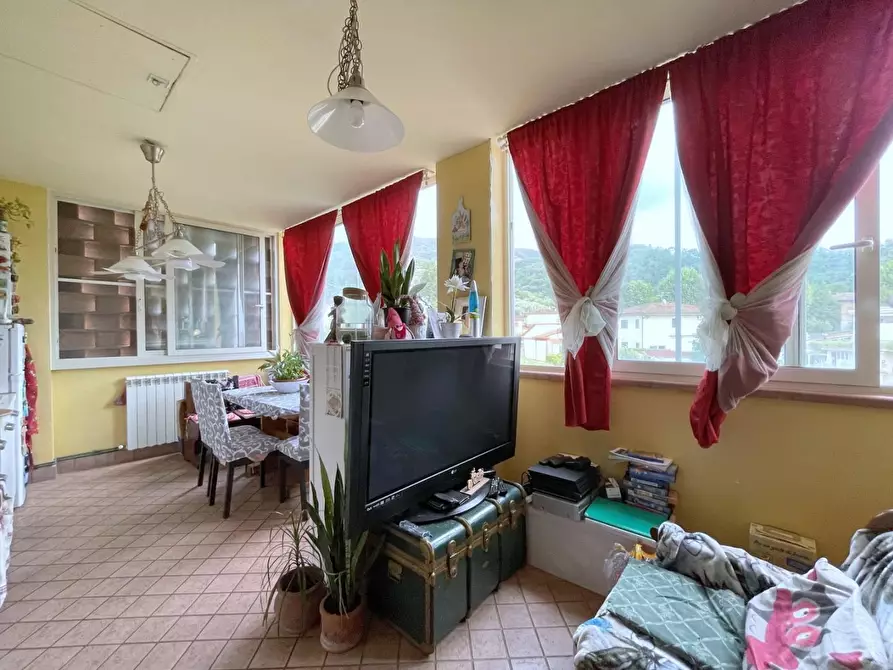 Immagine 29 di Villa in vendita  a Massarosa