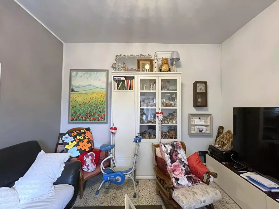 Immagine 33 di Villa in vendita  a Massarosa