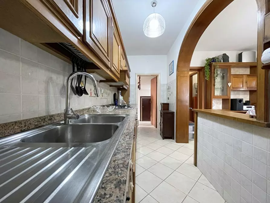 Immagine 9 di Villa in vendita  a Massarosa