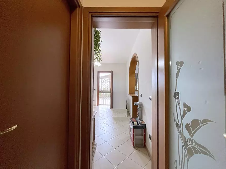 Immagine 21 di Villa in vendita  a Massarosa