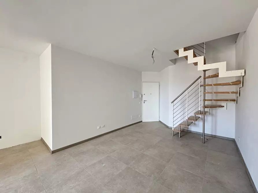 Immagine 29 di Appartamento in vendita  a Capraia E Limite