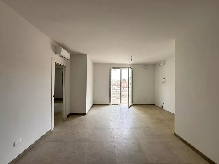 Immagine 3 di Appartamento in vendita  a Capraia E Limite