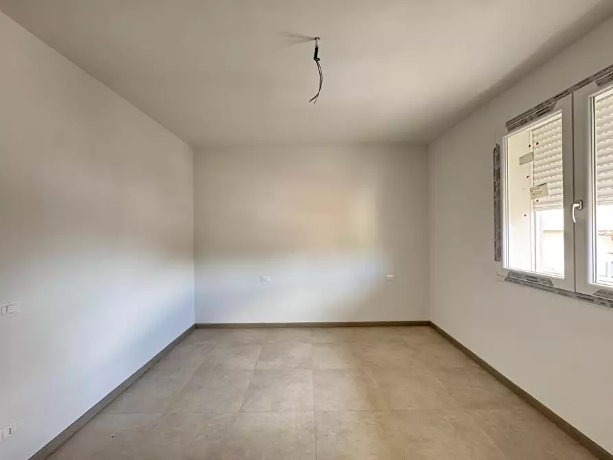 Immagine 25 di Appartamento in vendita  a Capraia E Limite