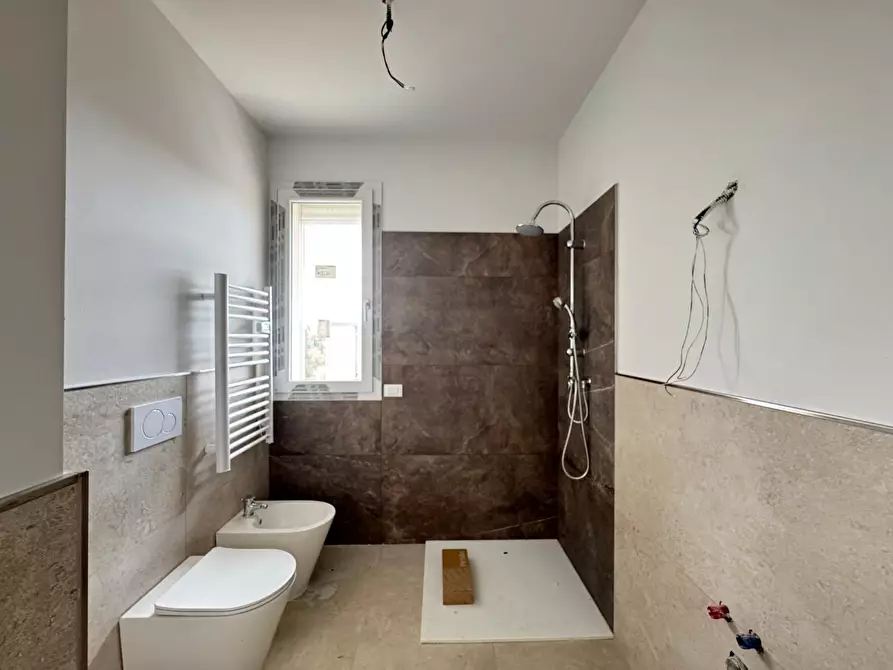 Immagine 27 di Appartamento in vendita  a Capraia E Limite