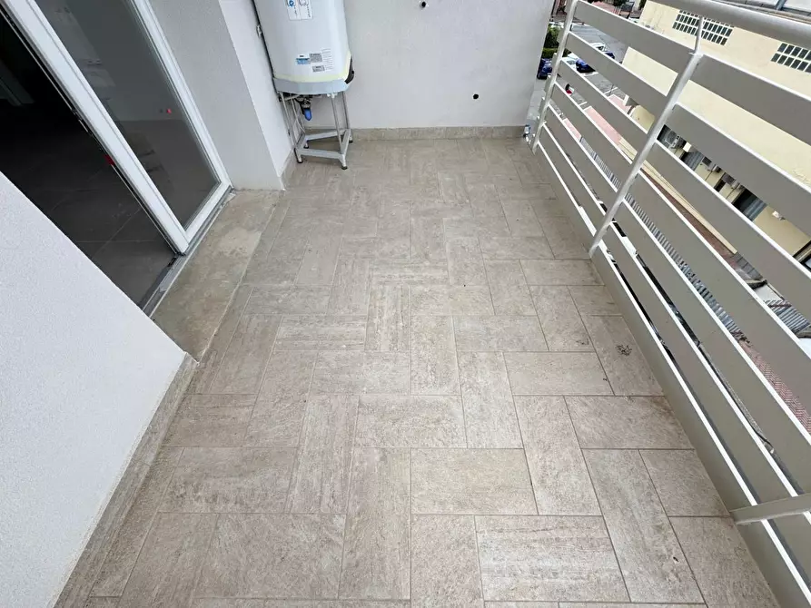 Immagine 7 di Appartamento in vendita  a Capraia E Limite