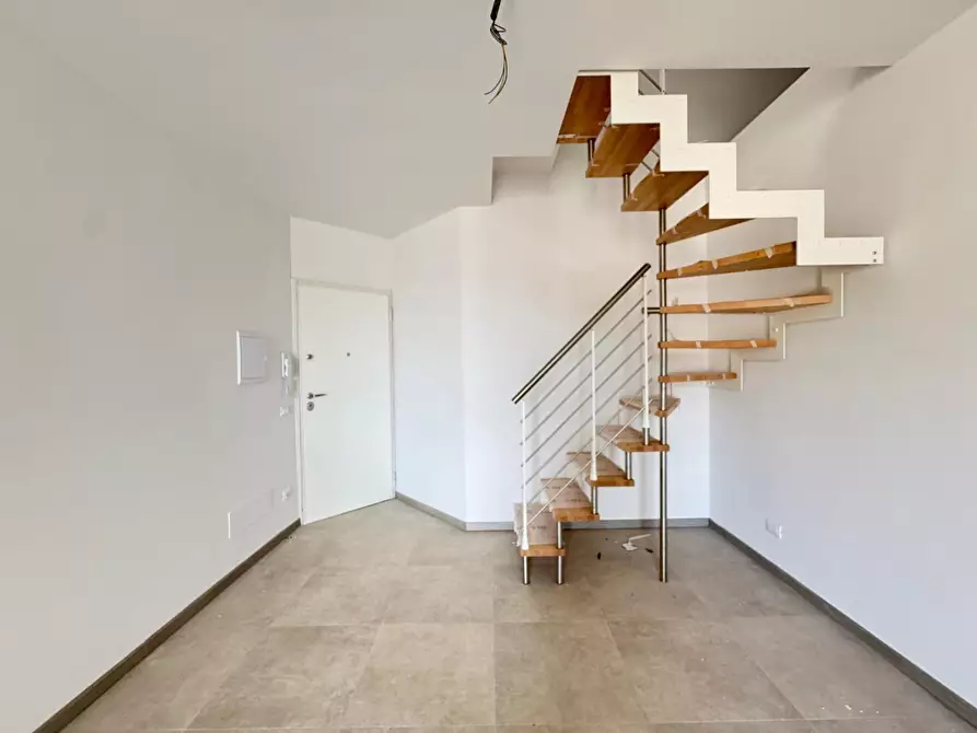 Immagine 13 di Appartamento in vendita  a Capraia E Limite