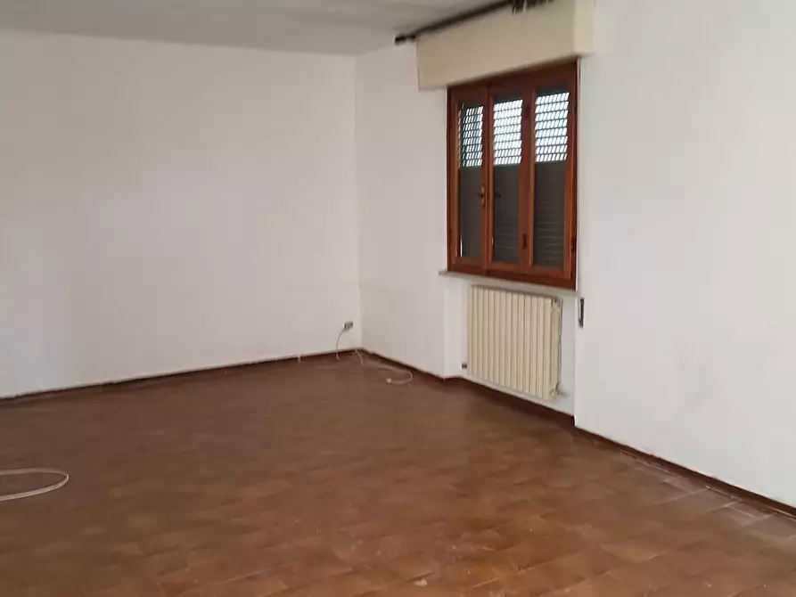 Immagine 2 di Appartamento in vendita  a Vecchiano