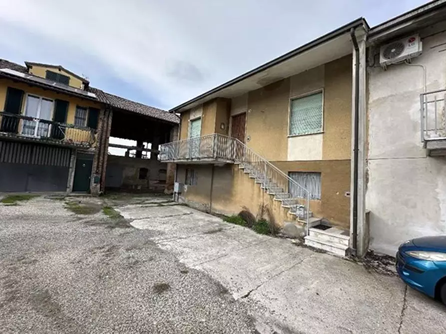Immagine 1 di Appartamento in vendita  a Casatisma