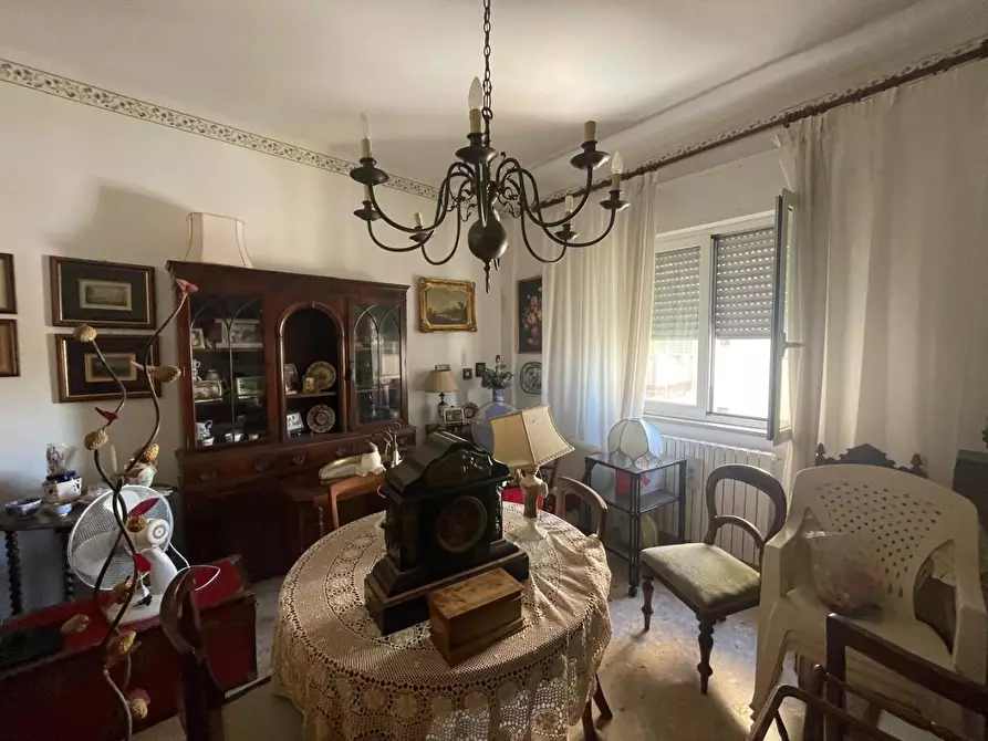 Immagine 13 di Appartamento in vendita  a Taranto