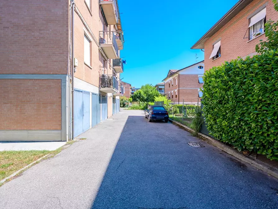 Immagine 28 di Appartamento in vendita  a Reggio Nell'emilia