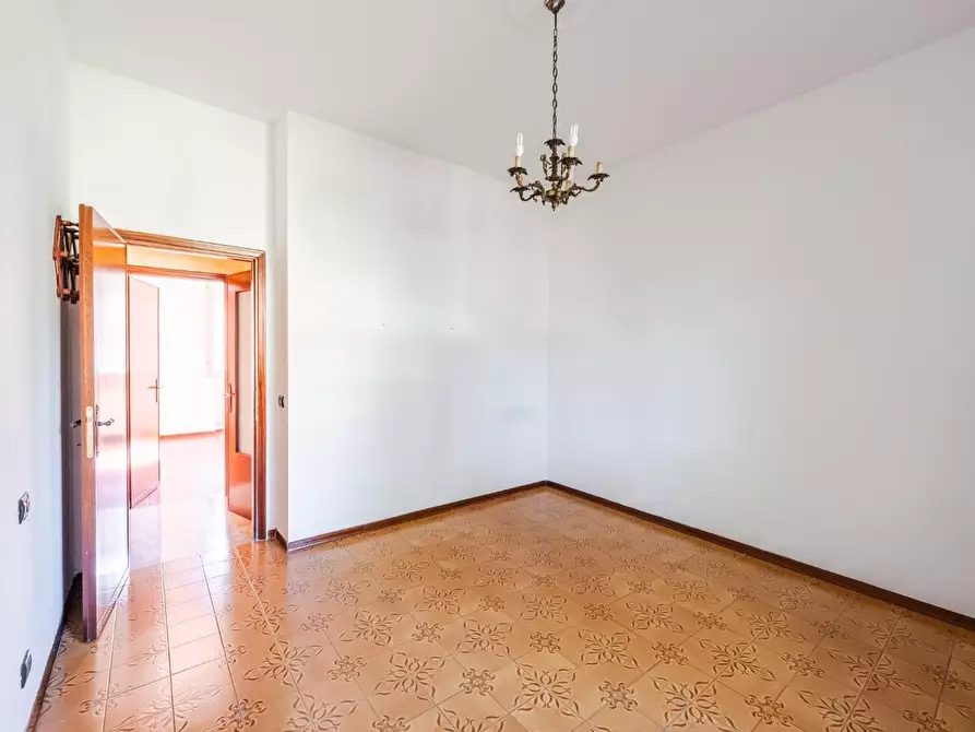 Immagine 25 di Appartamento in vendita  a Reggio Nell'emilia