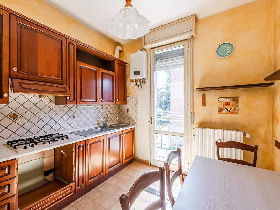 Immagine 6 di Appartamento in vendita  a Reggio Nell'emilia