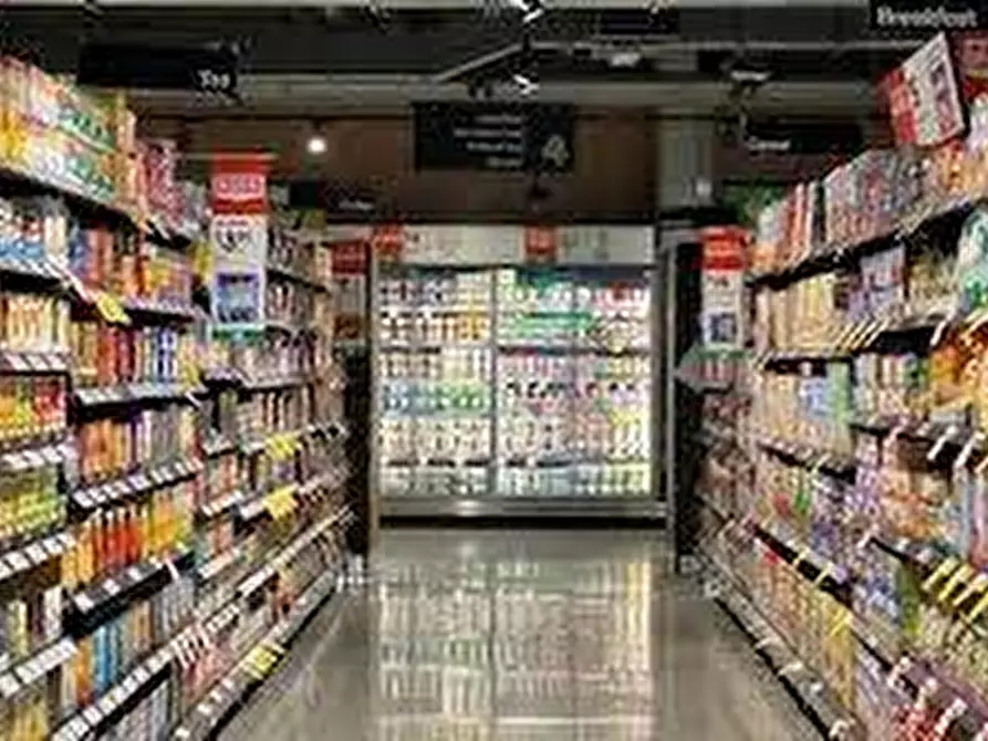 Immagine 22 di Alimentari in vendita  a Livorno